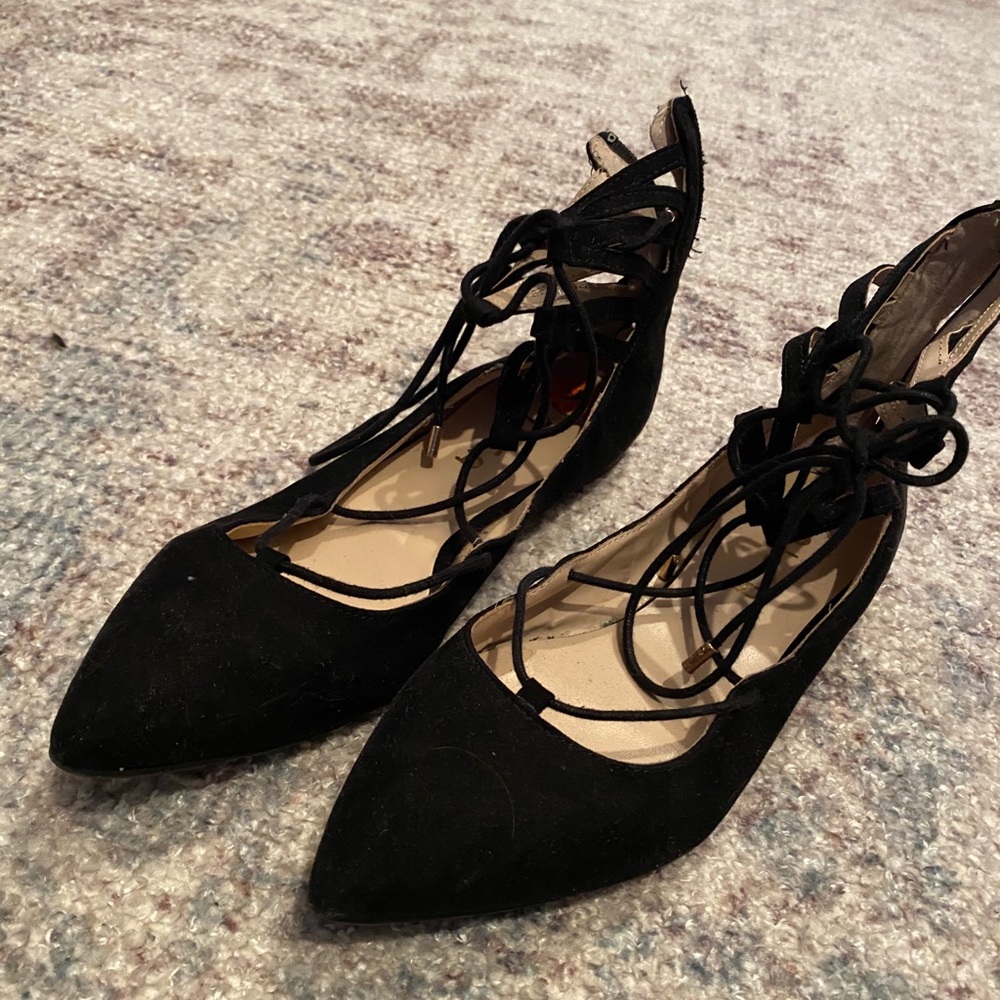 Lace up black flats size 9 unisa